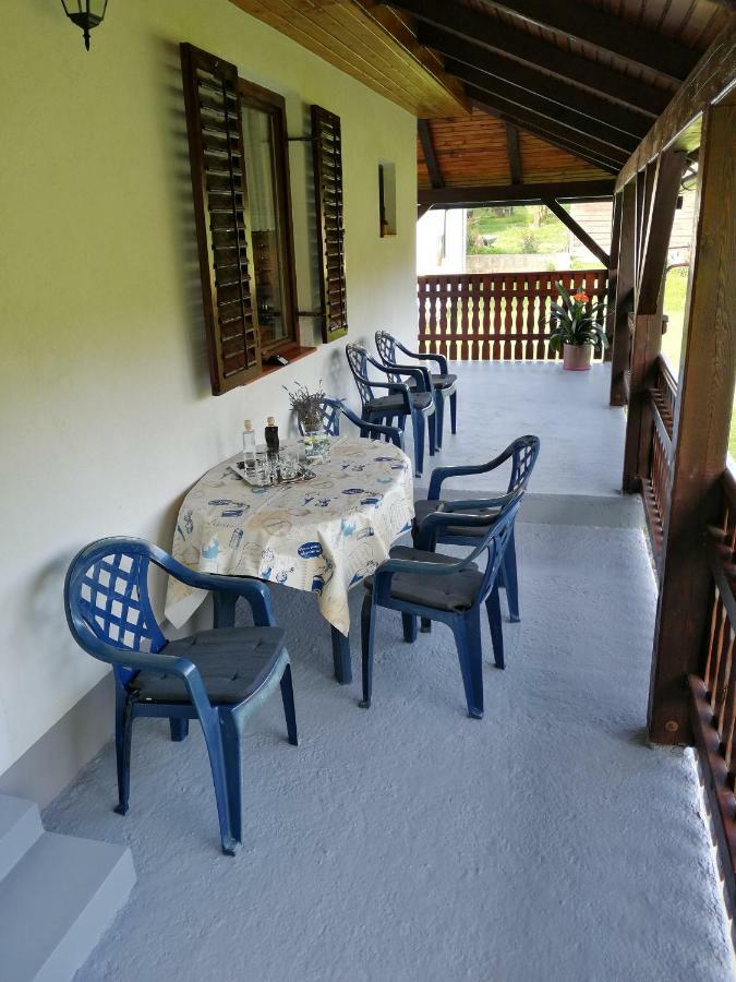 Villa Kuca Za Odmor Luna Slunj Exterior foto